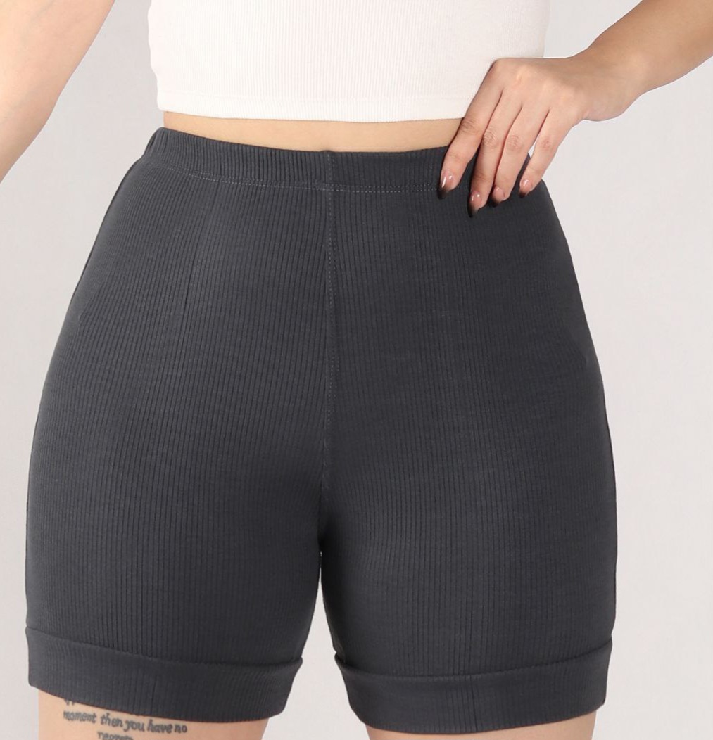 شورتک زنانه کبریتی درشت